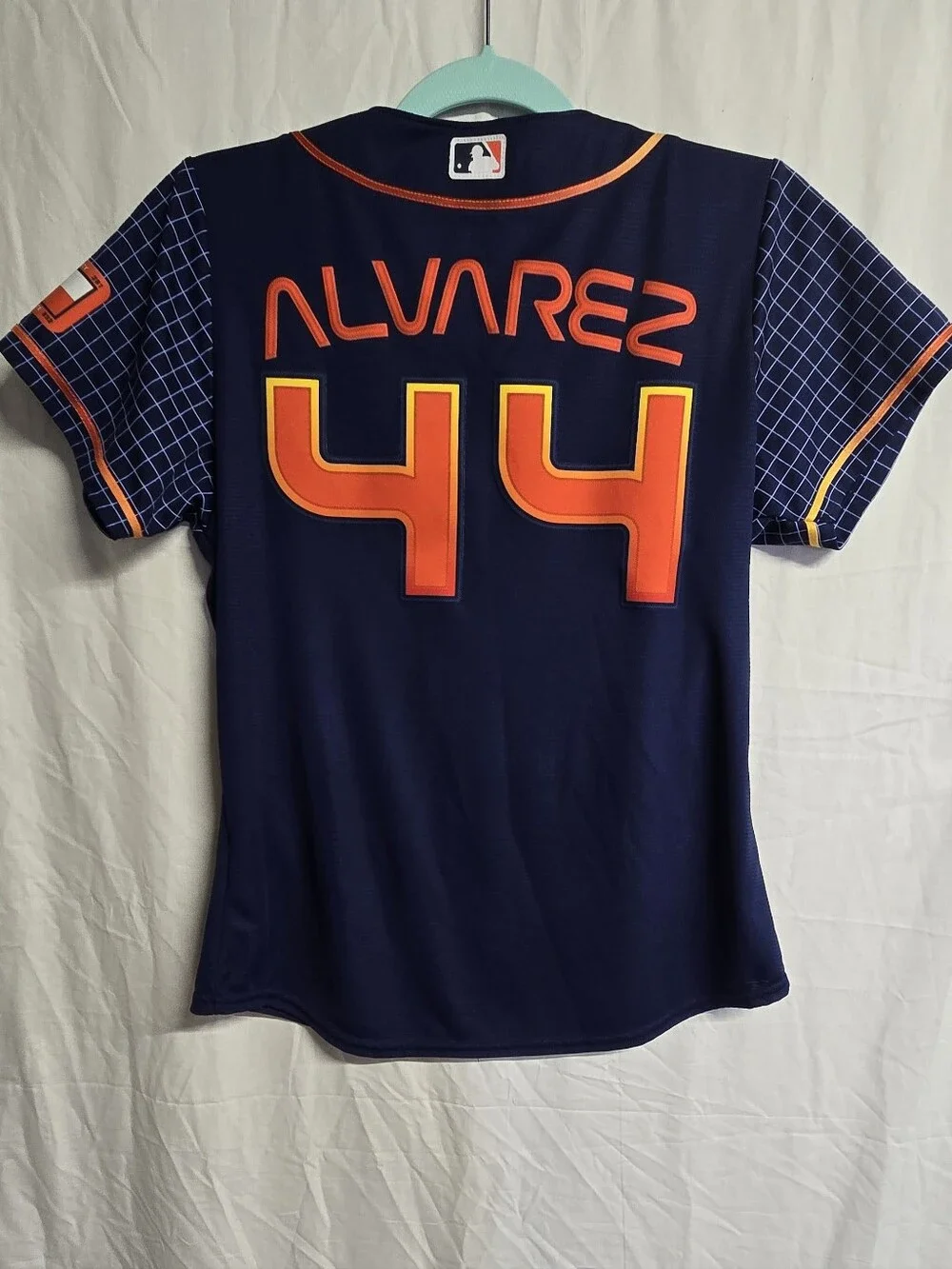 Nike Womens Medium 